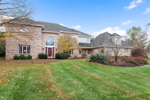 22262 NW Brookside Way, Lake Barrington, IL 60010