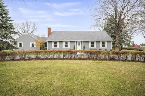 44 W204 Pembroke Ct, Sugar Grove, IL 60554