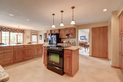 53 Carriage Hill Dr, Sterling, IL 61081 photo 18