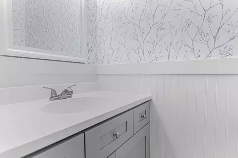 Bath - 1530 Chippewa Trl #1530, Wheeling, IL 60090 photo 3 of 3