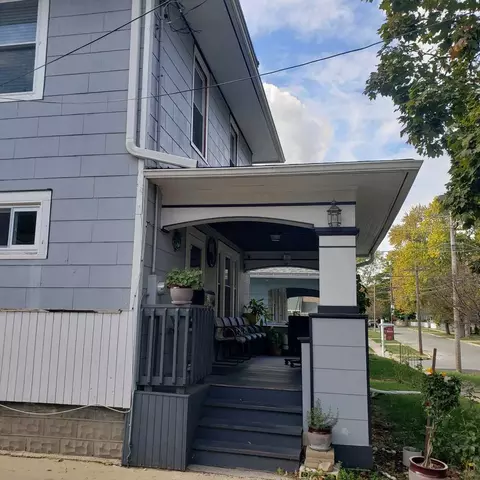 Exterior - 529 Simms St, Aurora, IL 60505 photo 2 of 4