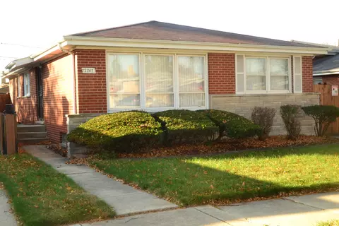 2747 W Seipp St, Chicago, IL 60652
