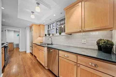 Kitchen - 210 E Pearson St #12B, Chicago, IL 60611 photo 2 of 2