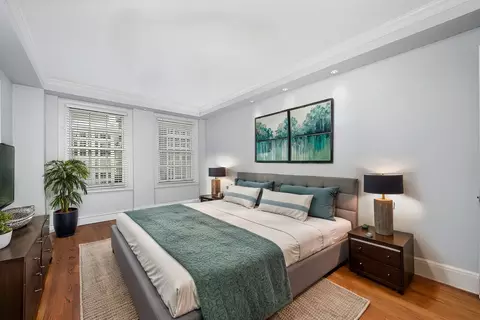 Bedroom - 210 E Pearson St #12B, Chicago, IL 60611 photo 1 of 2