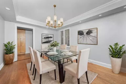 Dining - 210 E Pearson St #12B, Chicago, IL 60611 photo 1 of 1
