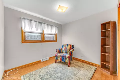 11044 S Ewing Ave, Chicago, IL 60617 photo 8