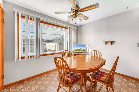 11044 S Ewing Ave, Chicago, IL 60617 photo 12