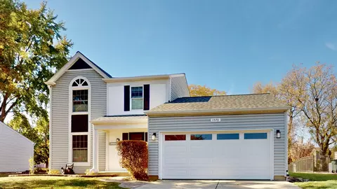 1570 Glacier Pkwy, Algonquin, IL 60102
