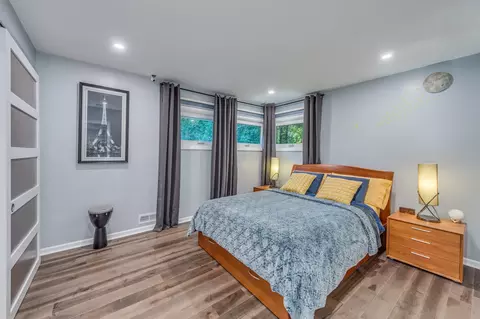 Bedroom - 2135 Stirling Rd, Bannockburn, IL 60015 photo 2 of 3