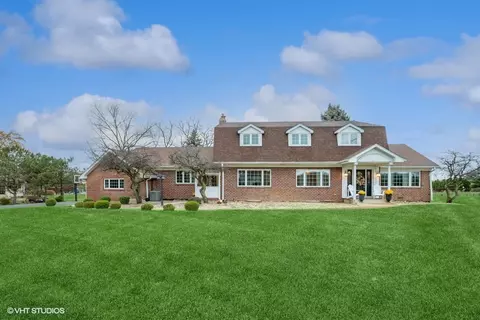 7610 Mcintosh Dr, Orland Park, IL 60462