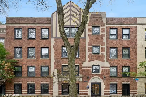 2124 N Hudson Ave #404, Chicago, IL 60614