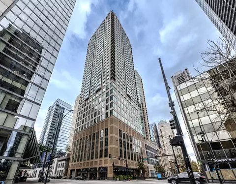 2 Erie St #2807, Chicago, IL 60611
