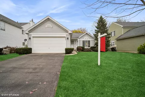 357 S Clearview Cir, Round Lake, IL 60073