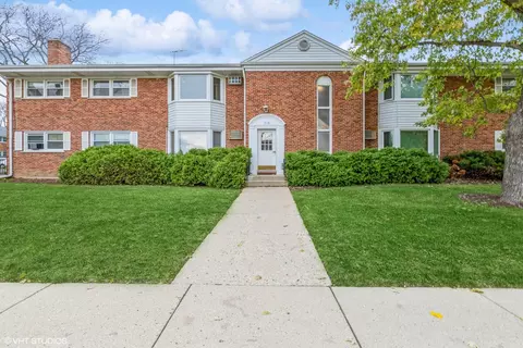 510 W Miner St #2A, Arlington Heights, IL 60005