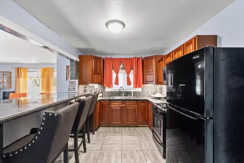 16135 Richmond Ave, Markham, IL 60428 photo 6