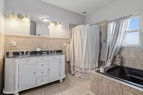 16135 Richmond Ave, Markham, IL 60428 photo 11