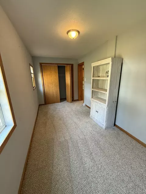Bedroom - 5252 Glen Dr, Roscoe, IL 61073 photo 3 of 4