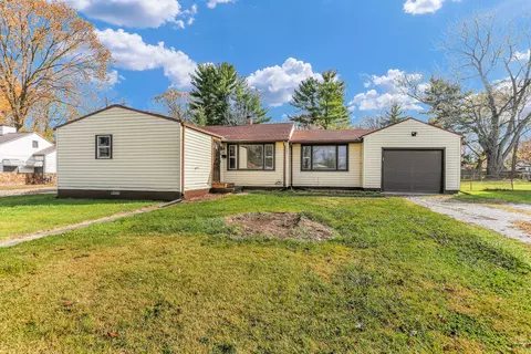 411 Porter St, Danville, IL 61832