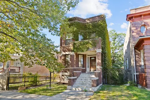 7132 S Saint Lawrence Ave, Chicago, IL 60619