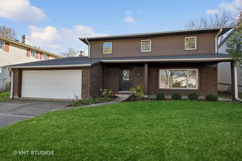 95 Downing Rd, Buffalo Grove, IL 60089