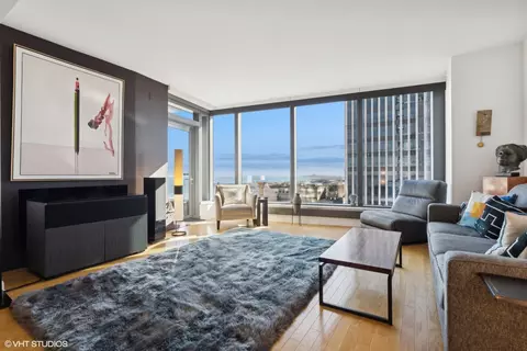 Living - 60 E Monroe St #2903, Chicago, IL 60603 photo 1 of 2