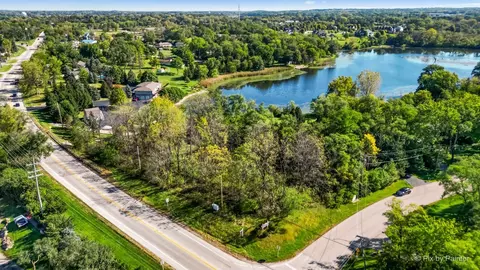 26478 W Laurel Ave, Wauconda, IL 60084