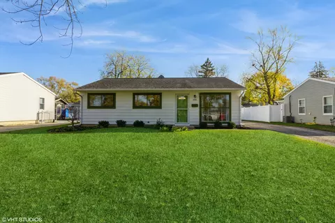 106 Inwood Dr, Joliet, IL 60435