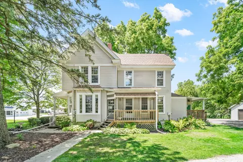 203 W Galena Rd, Big Rock, IL 60511