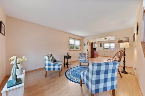 Living - 1901 Pebble Beach Dr, Plainfield, IL 60586 photo 1 of 1