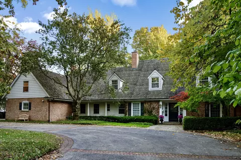 70 Woodley Rd, Winnetka, IL 60093