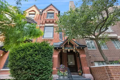 164 W Eugenie St, Chicago, IL 60614