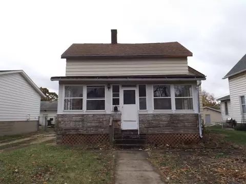 905 W 7th St, Sterling, IL 61081