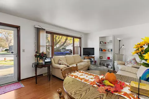 1282-84 Pappas Ct, Elgin, IL 60123 photo 18