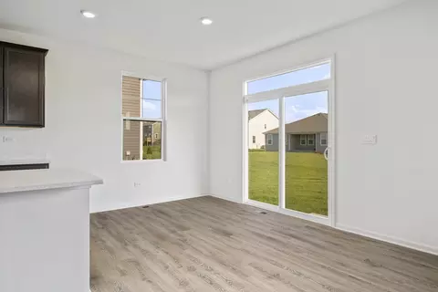 3651 Ancient Oak Dr, Elgin, IL 60124 photo 6