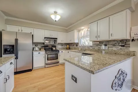 12415 Heritage Meadows Dr, Plainfield, IL 60585 photo 7