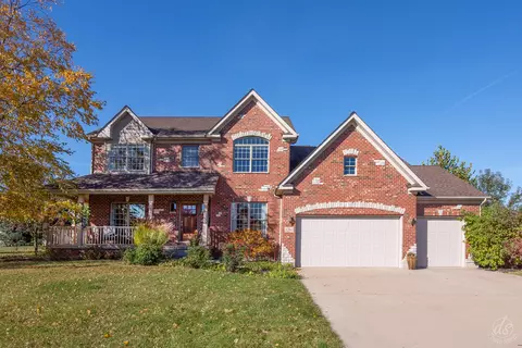 1265 Freedom Cir, Sycamore, IL 60178