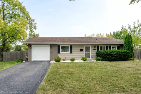 495 Westview St, Hoffman Estates, IL 60169 photo 4