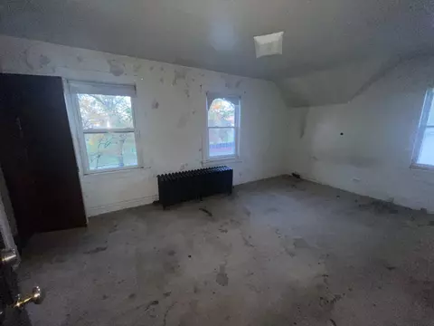 Bedroom - 2126 Lake St, Evanston, IL 60201 photo 3 of 6