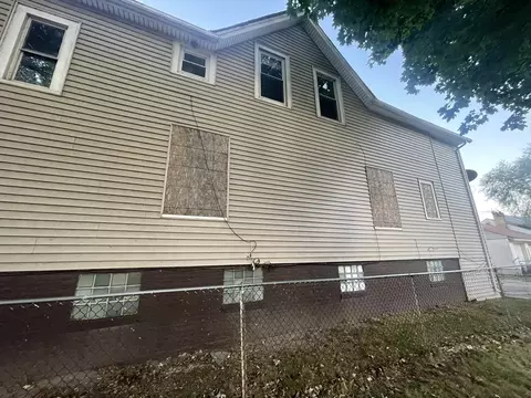 Exterior - 2126 Lake St, Evanston, IL 60201 photo 2 of 3