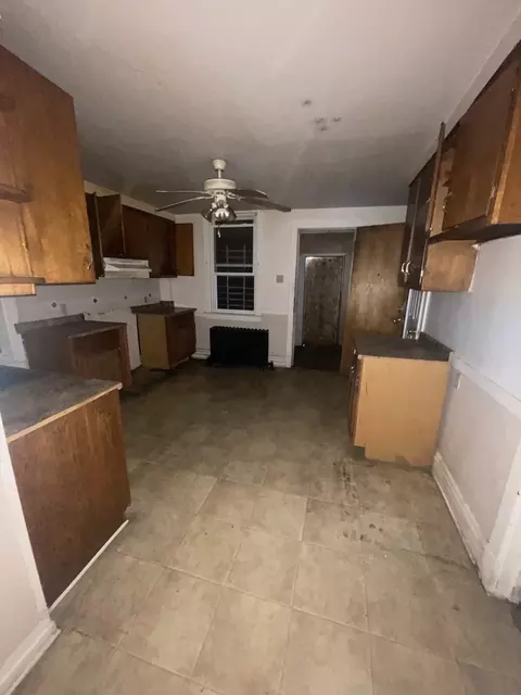 Kitchen - 2126 Lake St, Evanston, IL 60201 photo 1 of 2