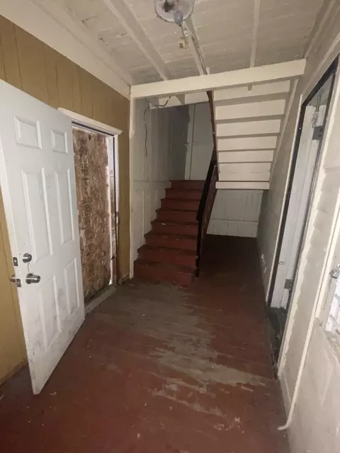 Entry Way - 2126 Lake St, Evanston, IL 60201 photo 1 of 5