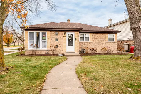 1202 N Maple Ave, La Grange Park, IL 60526