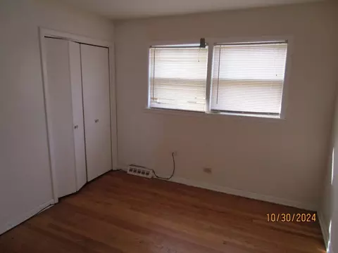 641 E 152nd St, Dolton, IL 60419 photo 10