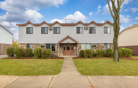 380 Echo Ln #3, Aurora, IL 60504