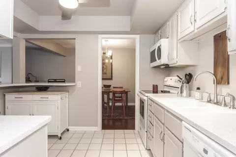 111 Rust Rd #206, Bloomington, IL 61701 photo 12