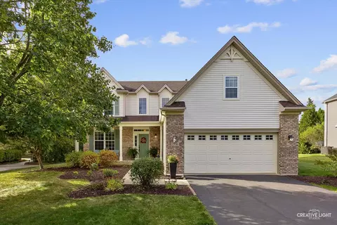 2736 Mc Duffee Cir, North Aurora, IL 60542