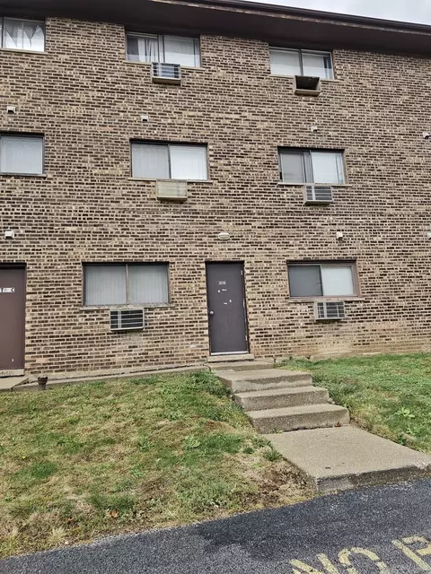3680 W 119th St #102B, Alsip, IL 60803