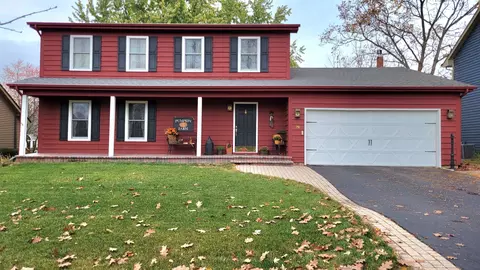 751 Arlington Ave, Naperville, IL 60565