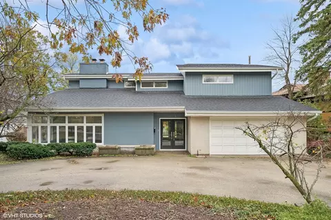 558 Sunset Ln, Glencoe, IL 60022