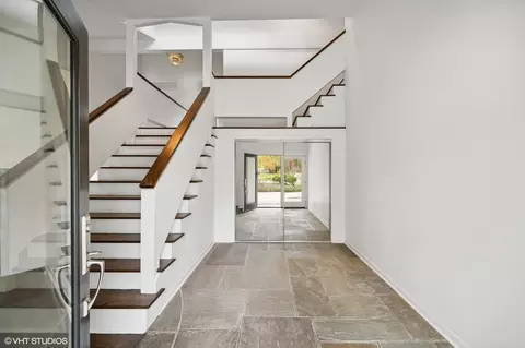 Entry Way - 558 Sunset Ln, Glencoe, IL 60022 photo 1 of 3
